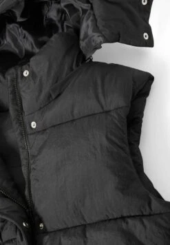 Veste Sans Manches - Black -Clockhouse 071db9fa0faa4a59ab07f91e8a45134e