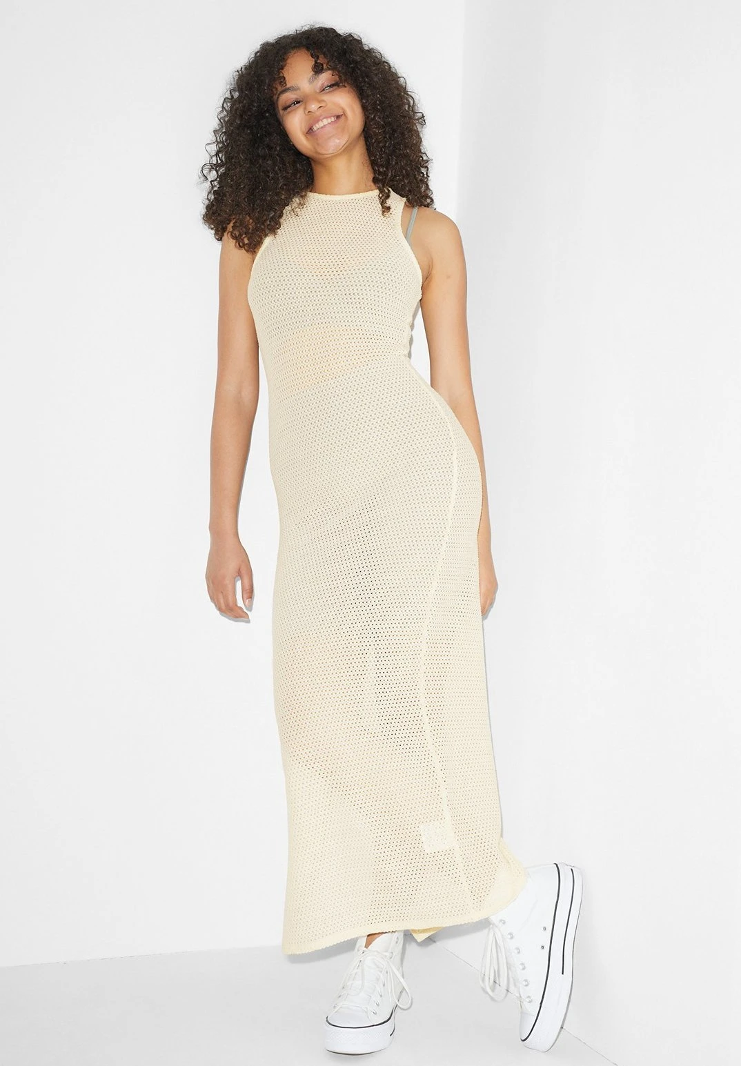 Robe Pull - Cremewhite 1 Robe Pull - Cremewhite