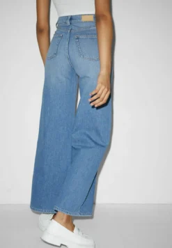 Jean Flare - Denim Blue -Clockhouse 0d8f033410214f28b10e8b610422785c