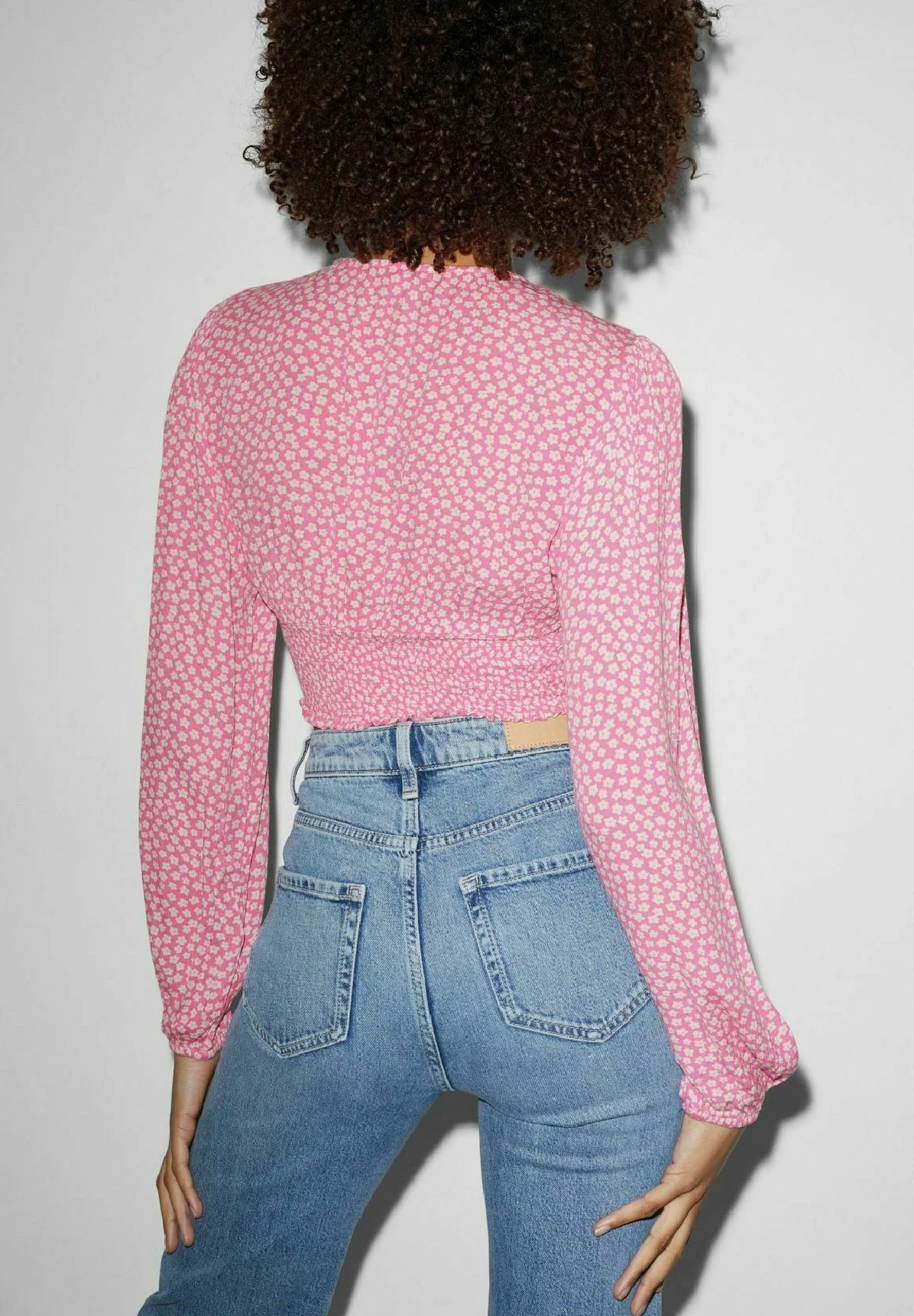 Blouse - White Rose 2 Blouse - White Rose – Image 2