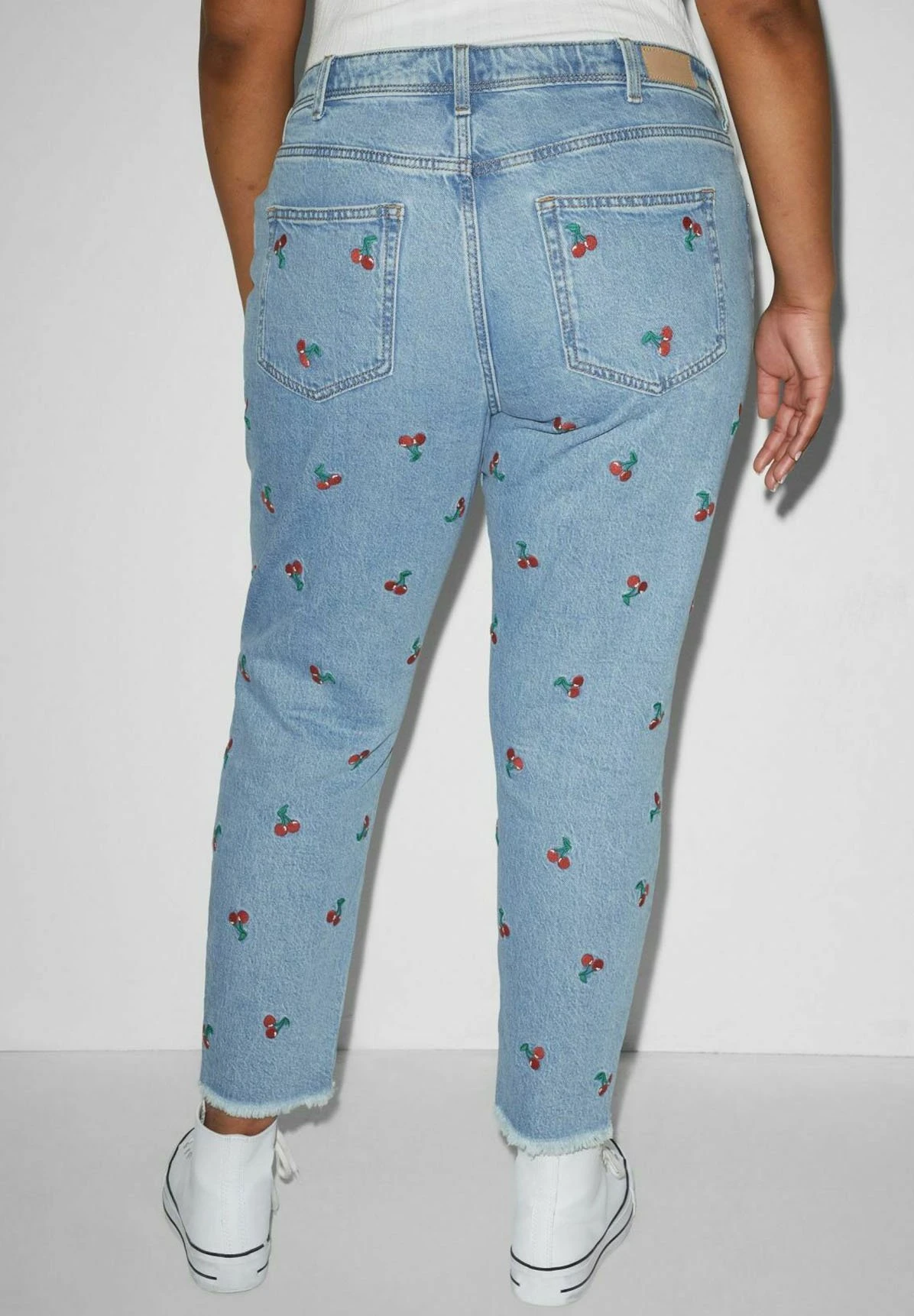 Jean Slim - Denim-Light Blue 2 Jean Slim - Denim-Light Blue – Image 2