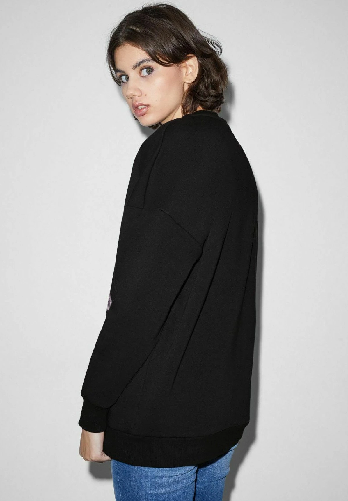 Billie Eilish - Sweatshirt - Black 2 Billie Eilish - Sweatshirt - Black – Image 2