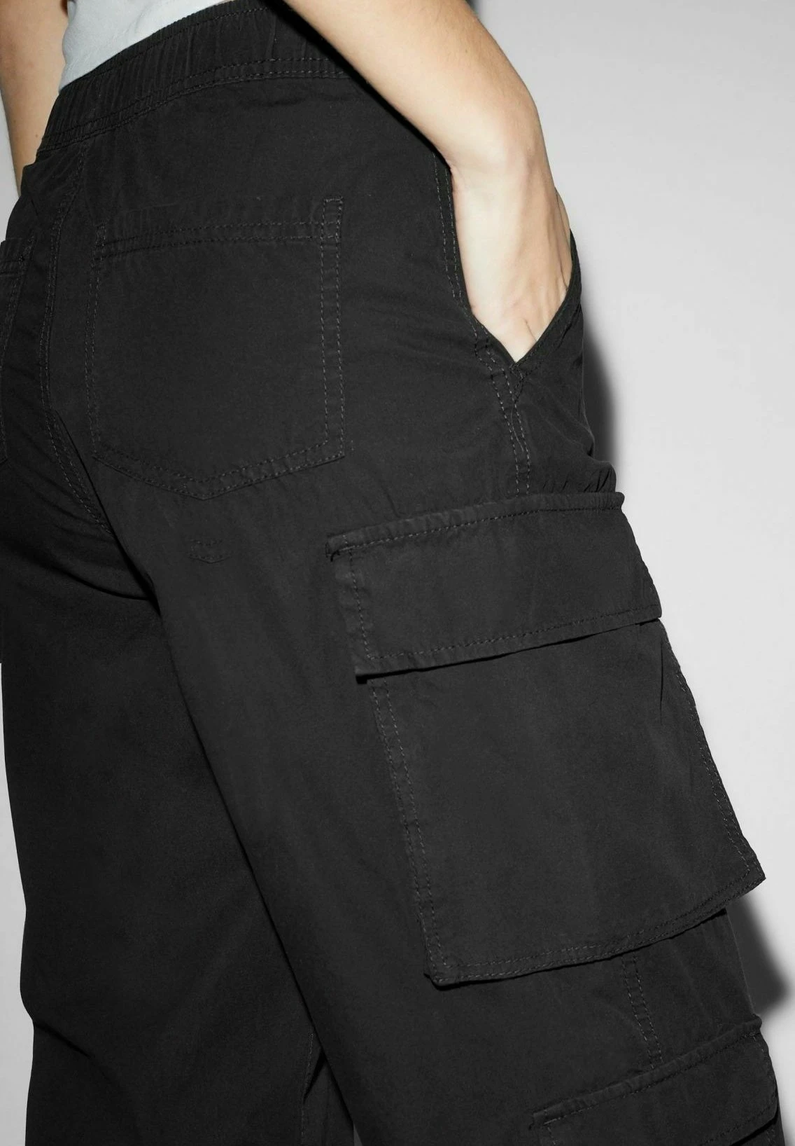 Pantalon Cargo - Pantalon Cargo 4 Pantalon Cargo - Pantalon Cargo – Image 4