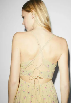 Robe Longue - Light Yellow 8 Robe Longue - Light Yellow -Clockhouse a8093b4fc3f54e619034b68fba94de44