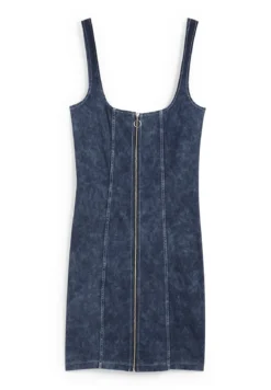 Robe En Jean - Denim Blue 7 Robe En Jean - Denim Blue -Clockhouse ccd7c3101f9d4fd093b959f5650b3419