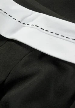 Pantalon De Survêtement - Black 5 Pantalon De Survêtement - Black -Clockhouse d9ef603f652e4303920cd238013ed0bc