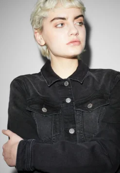 Veste En Jean - Black 10 Veste En Jean - Black -Clockhouse dd2d9bfd7dee4388a2cd8f6af51087b2