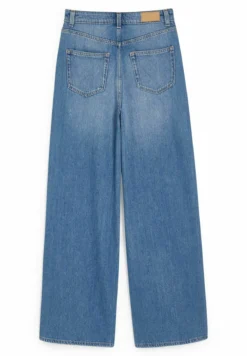 Jean Flare - Denim Blue -Clockhouse f0472b9f9c0e4a40b909d86bdff0f8cf